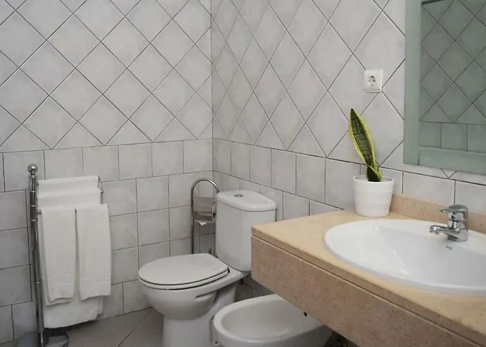 Sao Martinho, A In Madeira 푼샬